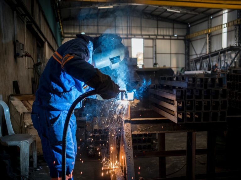 Vacature: lasser?monteur - 1
